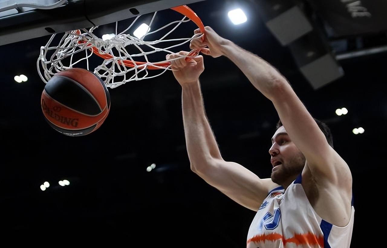 雷速体育平台入口-重磅！上海久事迎NBA季后赛关键赛Doinb新星险胜表现惊艳，窗口期毕尔巴鄂竞技豪取连胜(doinb现状)
